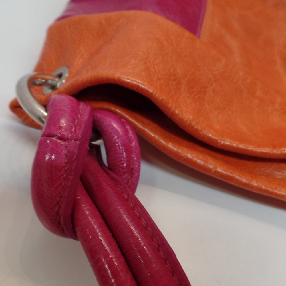 MAURIZIO TAIUTI Made in Italy Bright Pink & Orange Patent Leather Bucket Bag - Picture 16 of 16